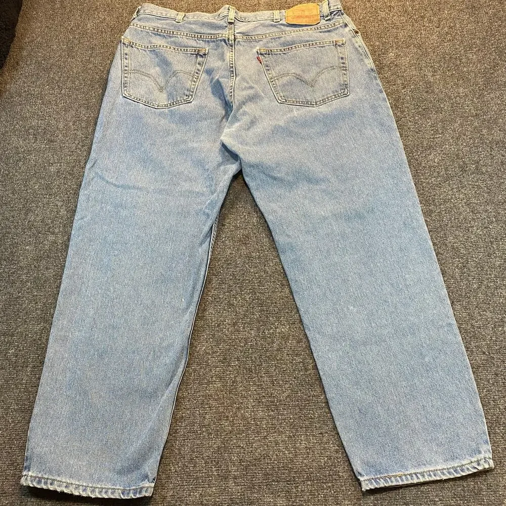 Levis levi 550